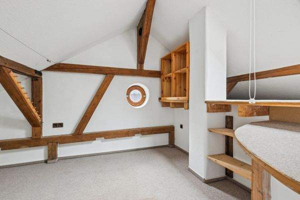 Büro oder Ankleide im 1.Obergeschoss