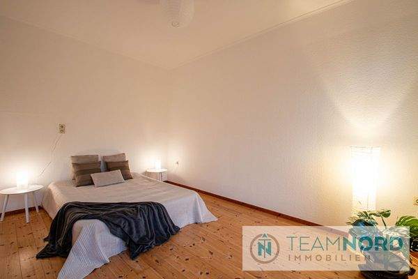 Schlafzimmer DHH rechts