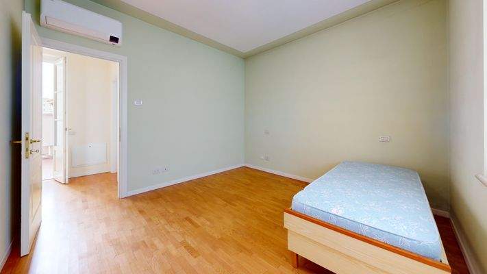 NA-072-10-Villetta-Bifamiliare-con-giardino-e-gara