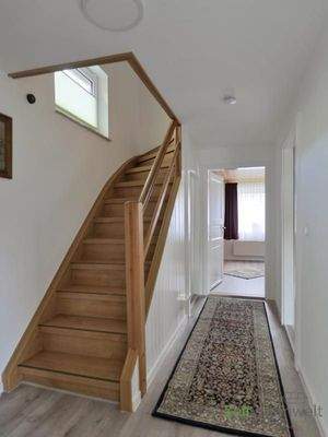 Flur und Innentreppe