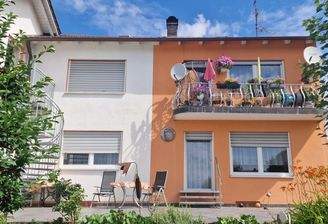 Wohnung 2 mit Balkon