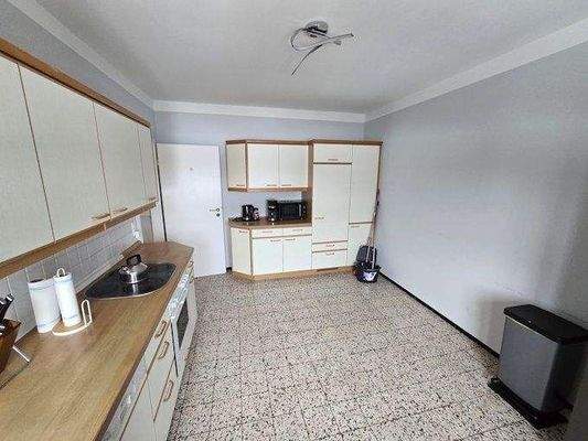 EG Küche Bild 3.jpg