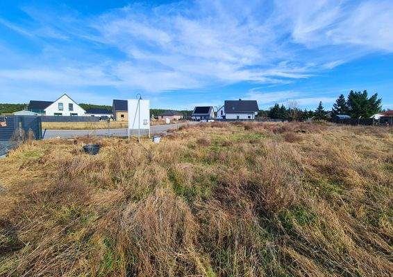 Nördliche Grundstücksgrenze_Straße