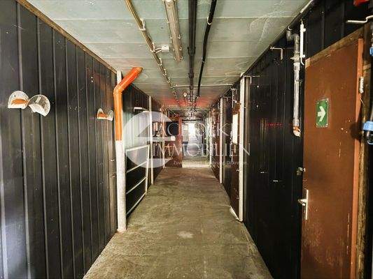 469.Betrieb.Innen.Stall (4)