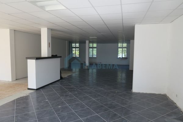 077.02-Gewerbefläche Ansicht 1 