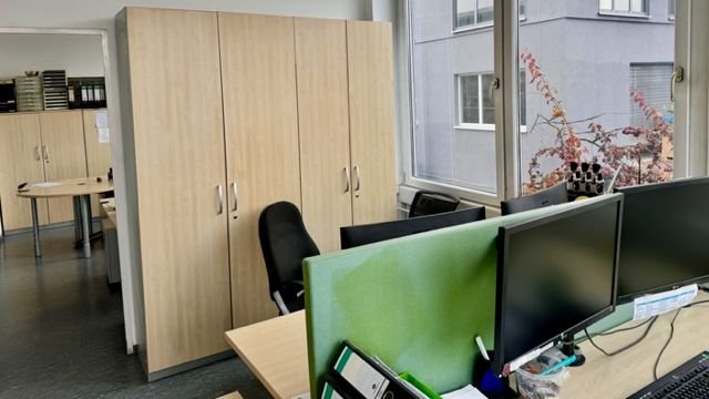 Büro EG