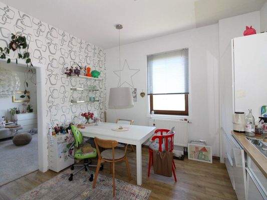 Küche und Essbereich OG