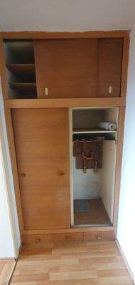 Wandschrank