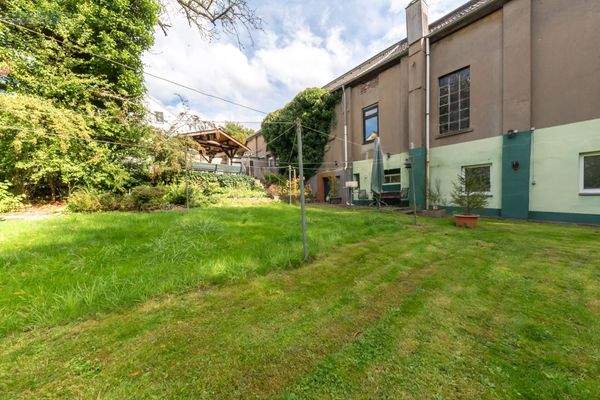 Rückansicht Wohngebäude