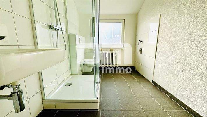 OG / DG Badezimmer 1 / Dusche