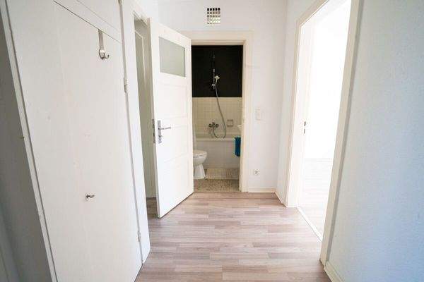 Flur mit Einbauschrank