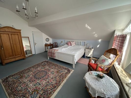 Schlafzimmer OG