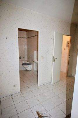 Bad und Abstellkammer