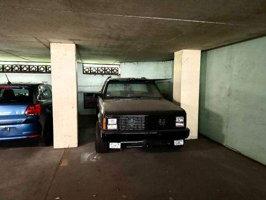 Tiefgaragenstellplatz