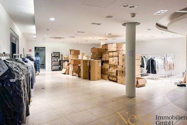 1.OG - derzeit Nutzung als Lager