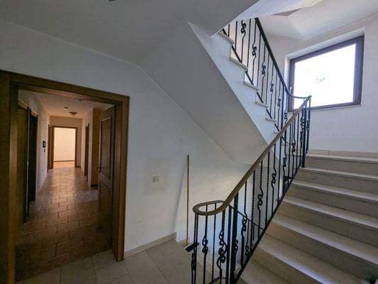 Treppenaufgang zum OG