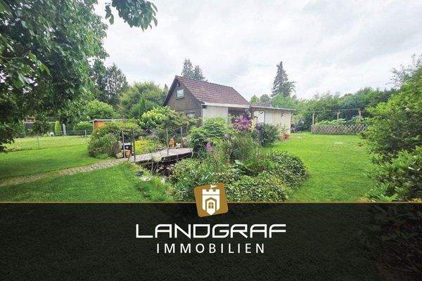 Gartenhaus auf dem Grundstück