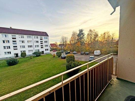 Ausblick vom südlich ausgerichteten Balkon