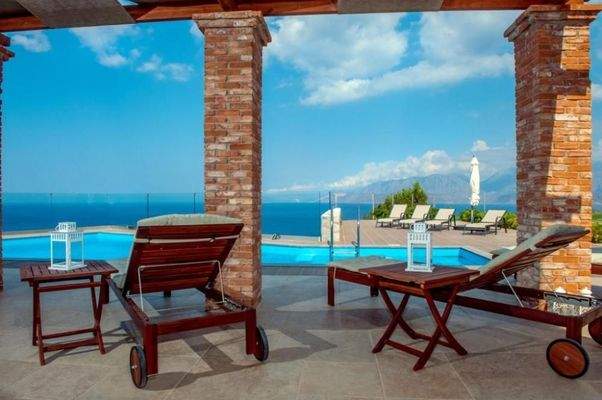 Kreta, Ammoudara bei Agios Nikolaos: Hochexklusive fünf-Schlafzimmer-Villa mit traumhafter Aussicht