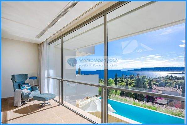 6b56e41385b64703abedfa77897ccbdb-original