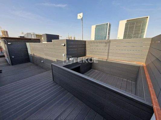 Chic Apartments Close to the Cathedral in Barcelona Barrio Gotico