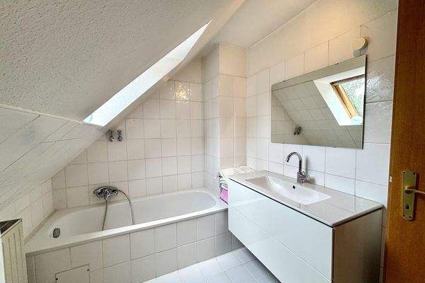 Badzimmer mit Tageslicht