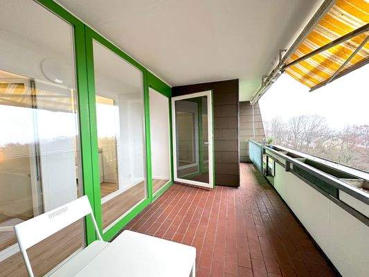 Balkonzimmer mit Zugang