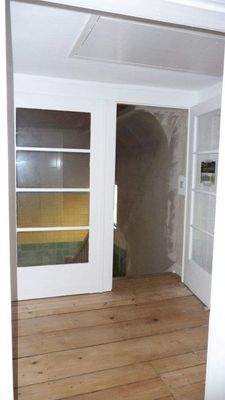 2 2012_DG_Flur-Eingangstür.JPG