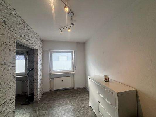 E 707 Kinderzimmer Vorraum.jpg