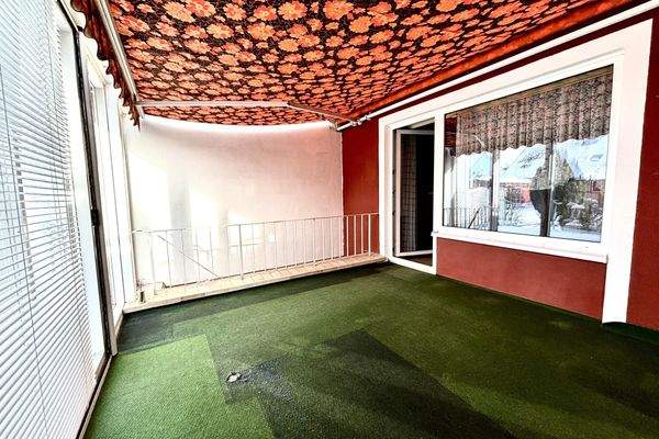 Wintergarten mit Zugang zum Keller