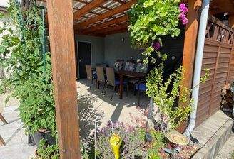 überdachte Terrasse