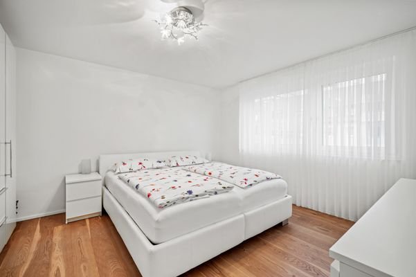 Schlafzimmer 1.OG