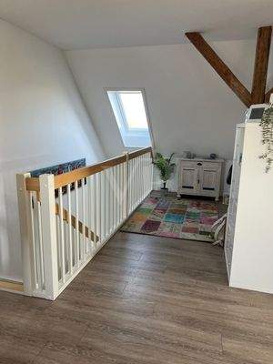 1. OG Rechts (Zweitwohnung) - Flur zum Bad