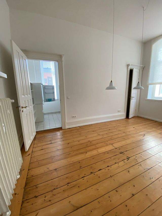 repräsentative 5-Zi.-Wohnung (teilweise gewerbliche Nutzung möglich) - Foto 1