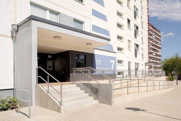 Kirschenallee 1-3_5-7