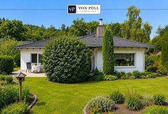 Freistehendes Einfamilienhaus mit schönem Garten, Garage & viel Platz in Eppstein-Ehlhalten