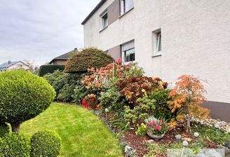 Vorderansicht des Dreifamilienhauses