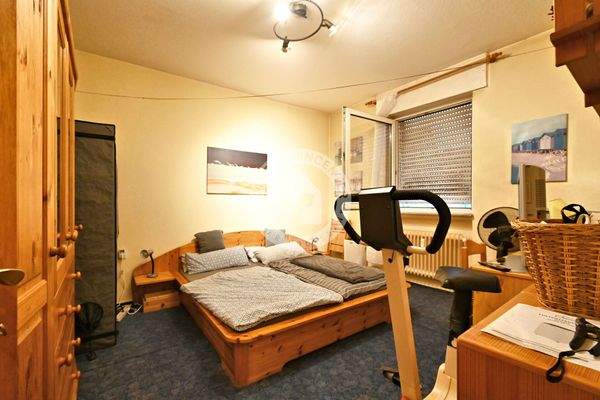 1. OG rechts Schlafzimmer