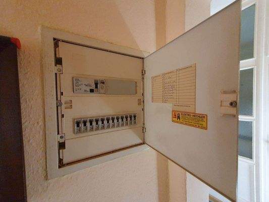 OG Sicherungskasten.jpg