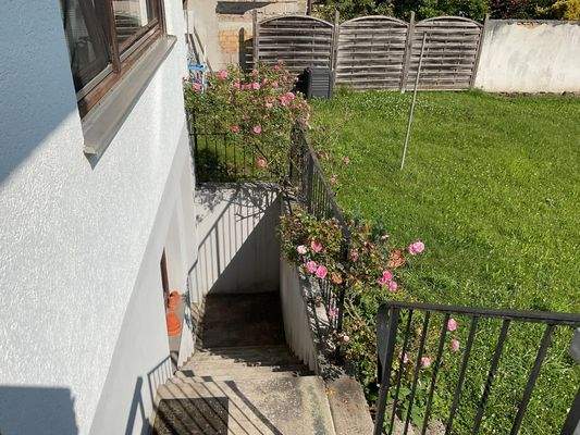 Zugang zum Garten und Untergeschoss