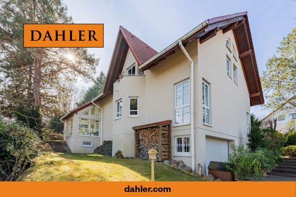 Schönes Familienhaus mit gepflegtem Vorgarten