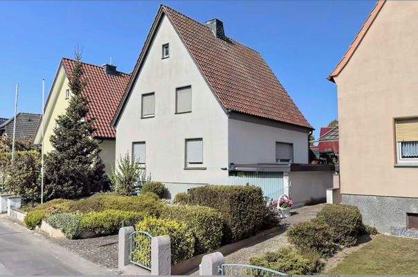 Einfamilienhaus m. großem Garten