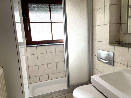 Tageslichtduschbad Etage 1