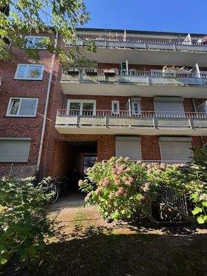 Hinteransicht aus dem Garten.jpg