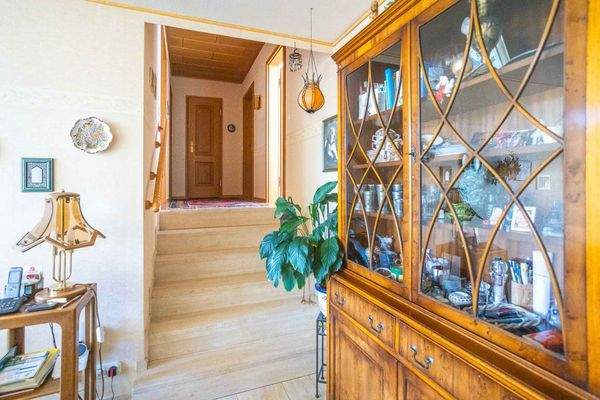 Bungalow-Split-Level