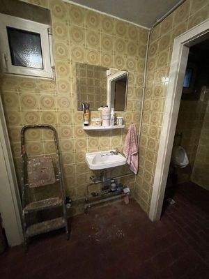 Haus 2 EG Gäste - WC