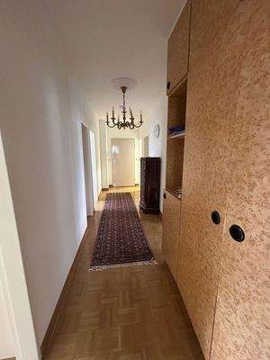 Grosszügiger Eingangsbereich