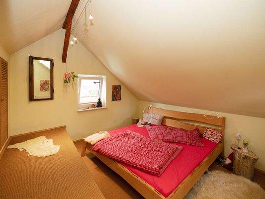 Schlafzimmer DG