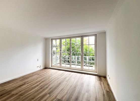 Schlafzimmer mit Balkon