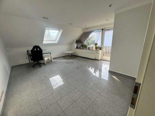 Datteln neu DG mit Balkon (002)